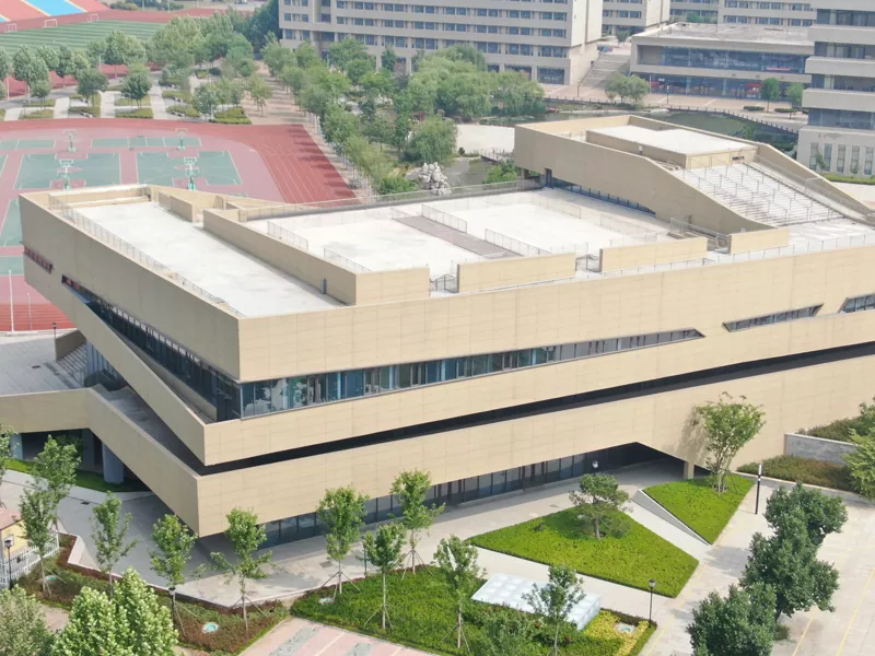 Għaliex Agħżel Bini tal-Azzar tal-Iskola għall-Proġett tal-Kampus Li jmiss tiegħek?