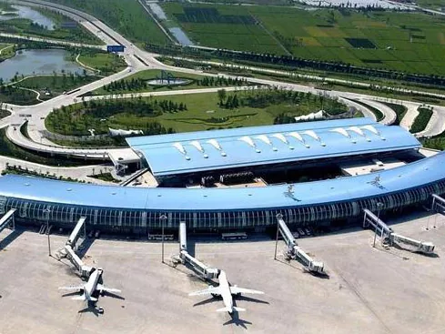 Terminal tal-Ajruport bil-qafas tal-azzar